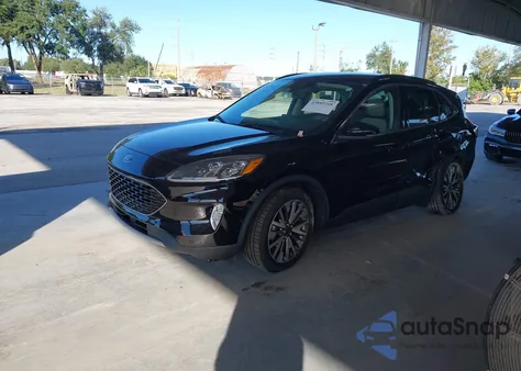 2020 Ford Escape Titanium Hybrid from USA, damaged, VIN 1FMCU0DZ0LUC13923